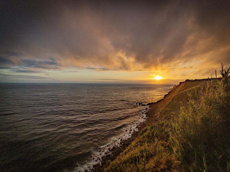 Miradouro Candelária's sunset symphony