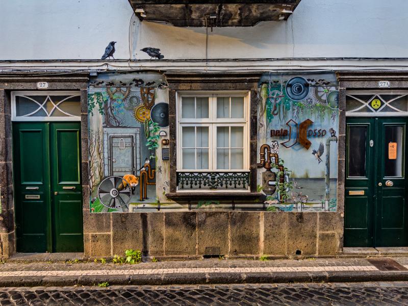 Artistic murals at Rua Pedro Homem