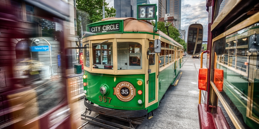 City Circle Stopping at Parliament