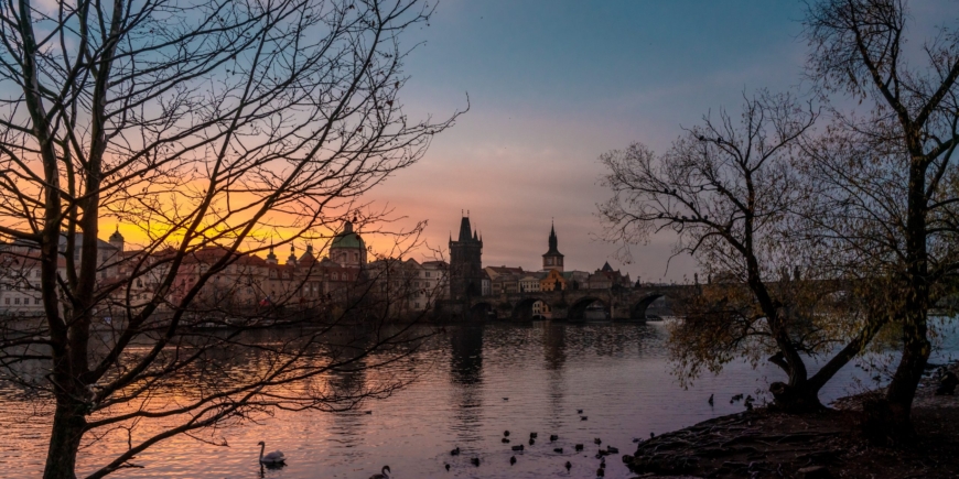 Cold starts in Prage on the Vltava river