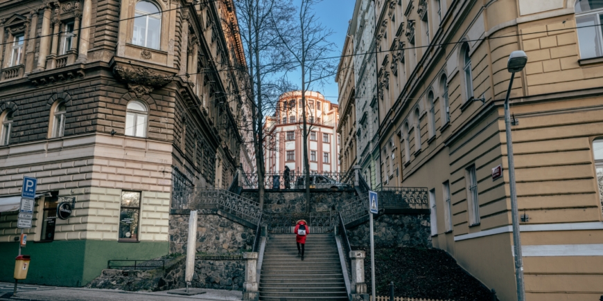 Up the stairs to Zvonařky