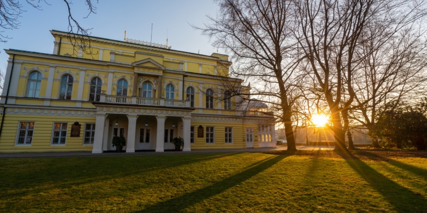 Žofín Palace at sunset